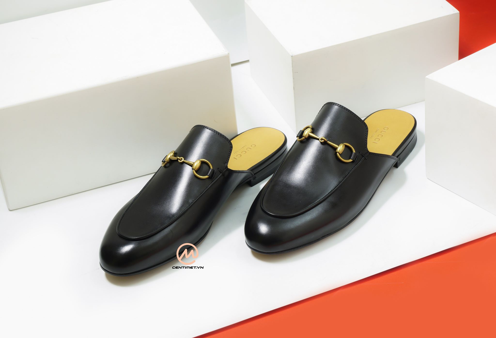 Giày Gucci Leather Slippers 