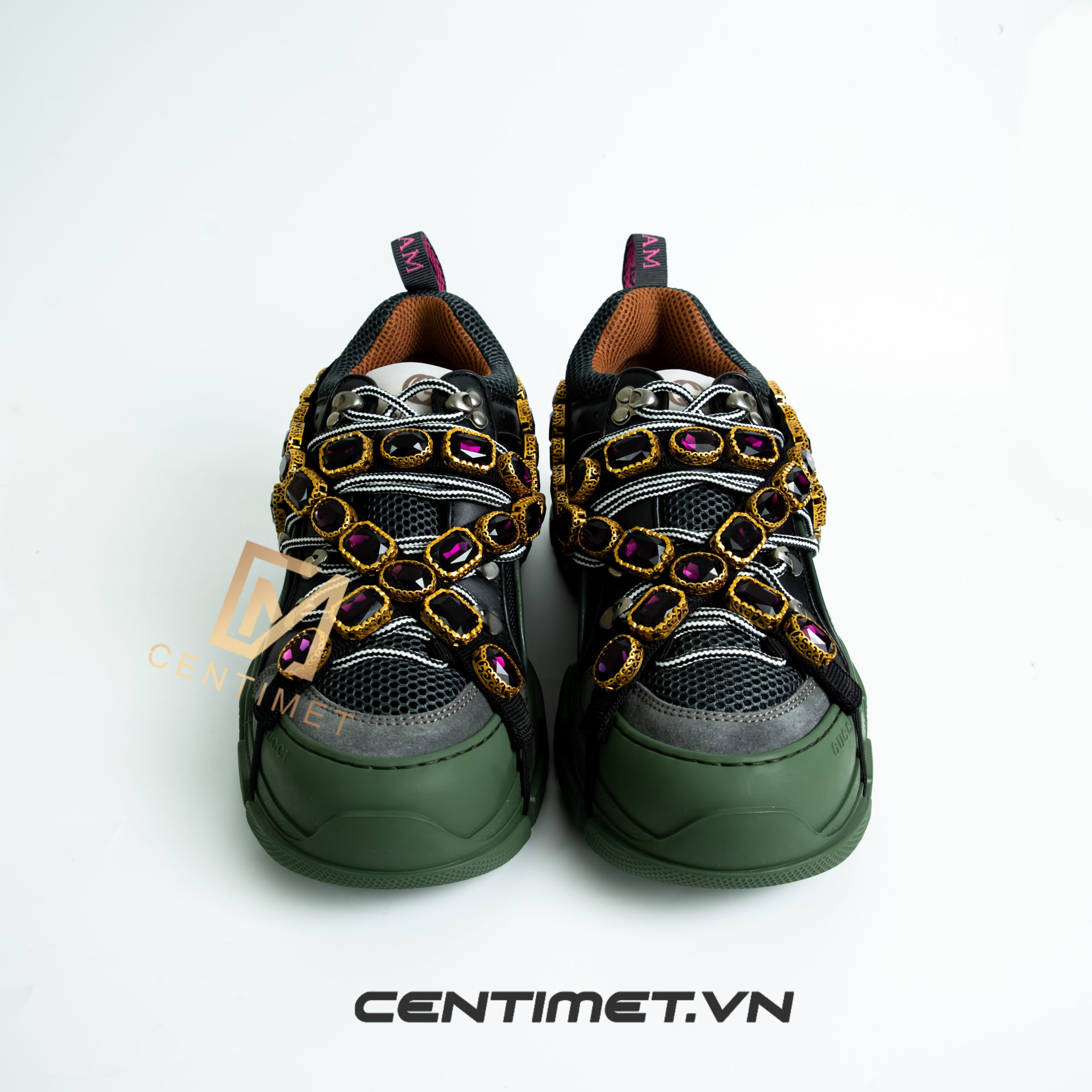 Giày Gucci Flashtrek Sneakers With Removable Crystals 